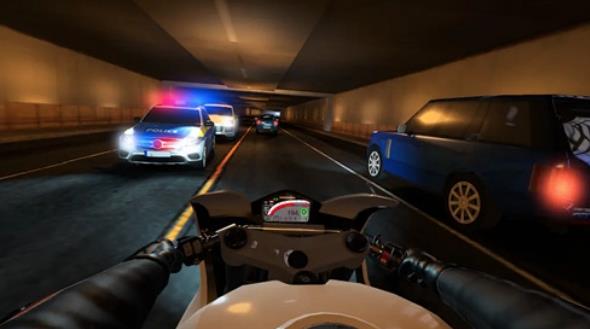 摩托车手公路赛